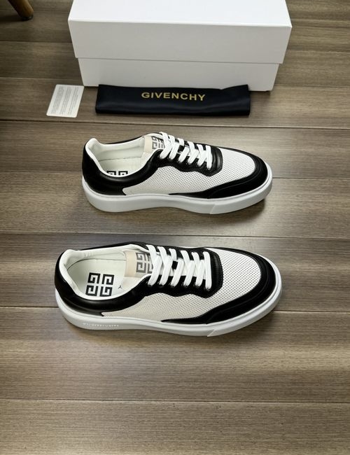 Givenchy Sneakers Nappa Cowhide Upper TPU Rubber Foam Outsole