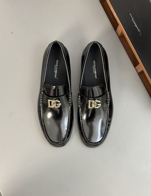 Dolce & Gabbana DG Leather Moccasin Loafer With DG Logo Accent