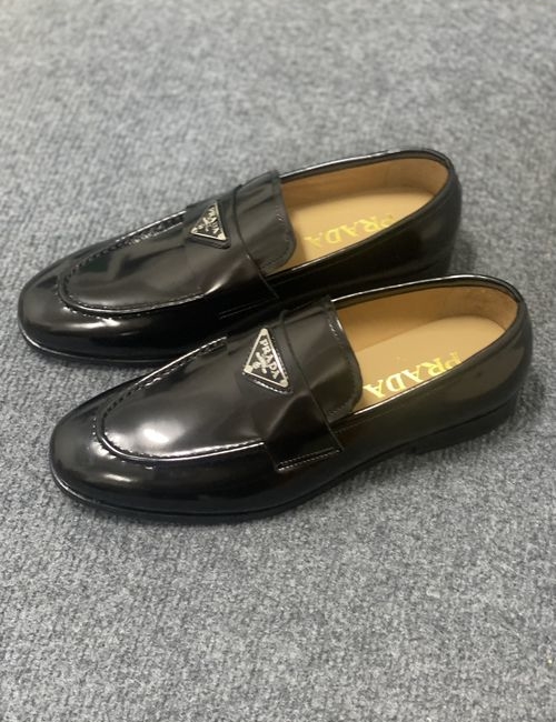 Prada Patina Leather Shoes Cowhide Lining Leather Outsole