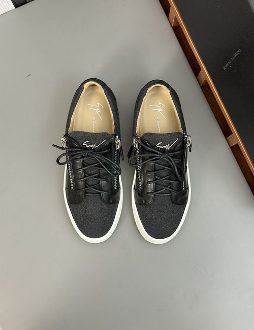 Giuseppe Zanotti Cowhide Casual Sneakers With Hardware Logo