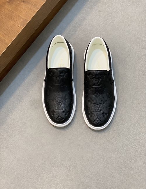 Louis Vuitton LV Calfskin Embossed Logo Casual Shoes