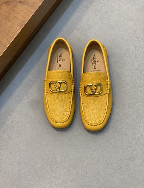 Valentino Grain Leather Loafer Comfort Driving Shoes