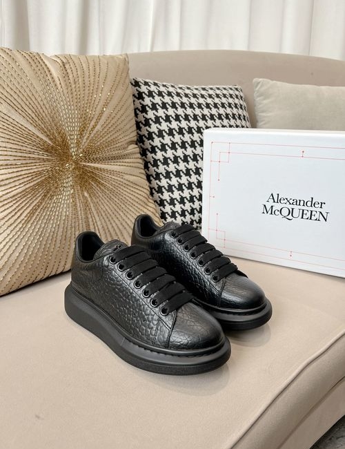 McQueen Deer Pattern Classic Versatile White Shoes