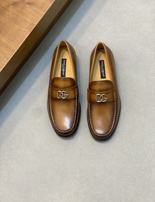 Dolce & Gabbana DG Leather Loafers With Metal Logo Accent
