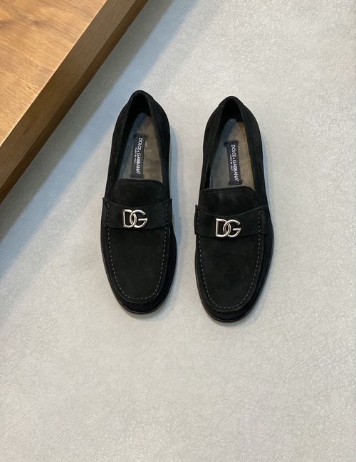 Dolce & Gabbana DG Leather Loafers With Metal Logo Accent