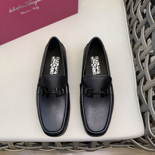Ferragamo Gancini Buckle Moccasin Shoes