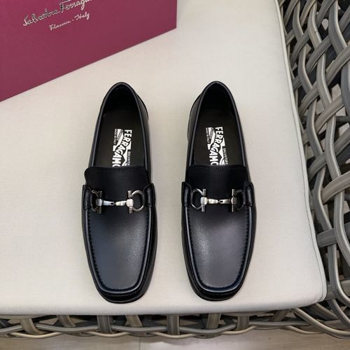 Ferragamo Gancini Buckle Moccasin Shoes