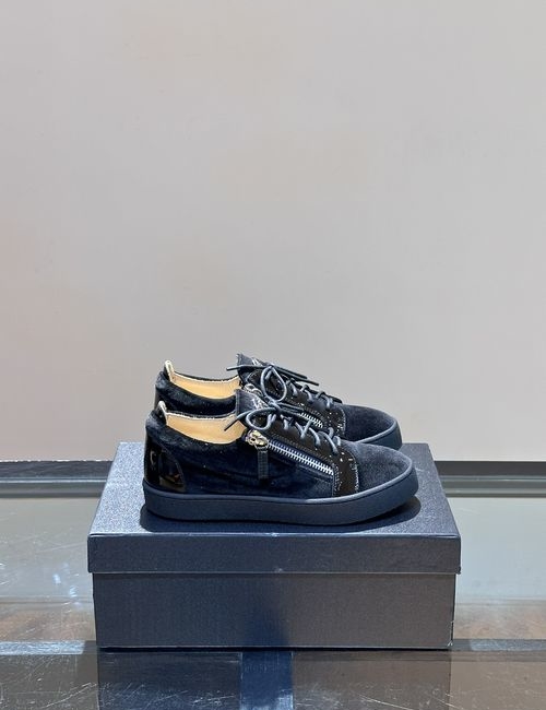 Giuseppe Zanotti Velvet Low-top Casual Sneakers With Side Zipper