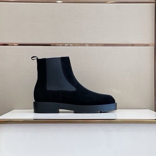 Givenchy Chelsea Boots With Elastic Gussets And Logo