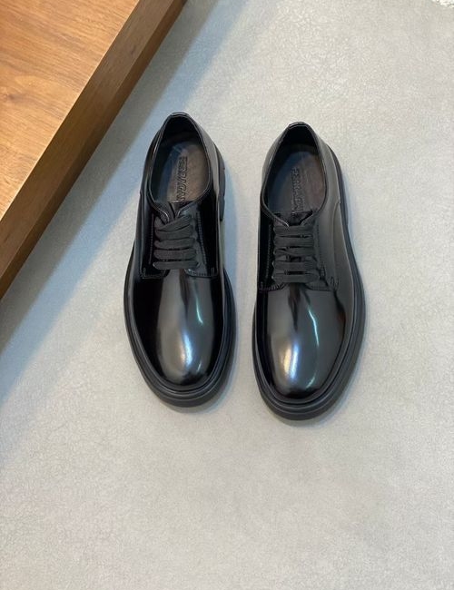 Ferragamo Elevated Slip-on Leather Shoes Comfortable