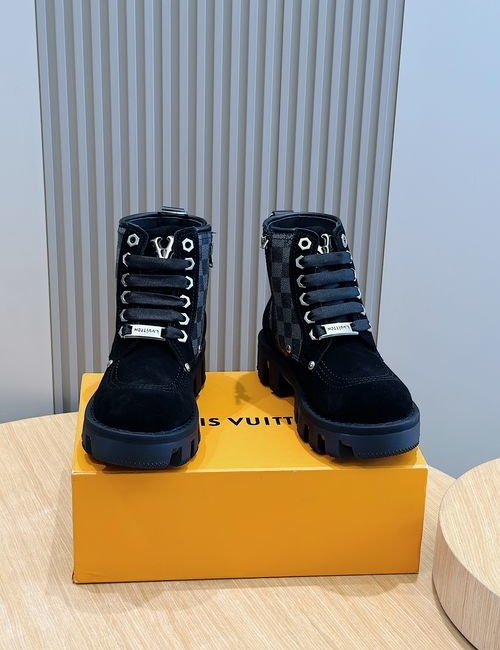 Louis Vuitton LV Checker Combat Boots With Calfskin Rubber Outsole