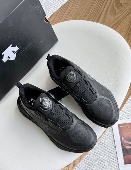 Descente Casual Shoes Breathable Comfortable Durable Embroidery Logo