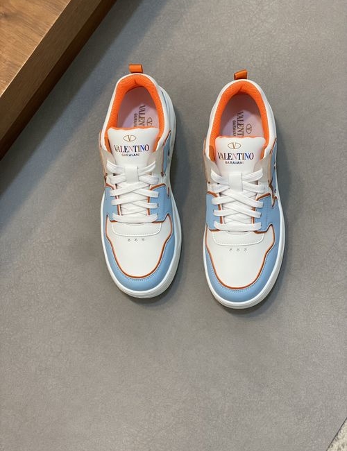Valentino Rivet Decor Sheepskin Casual Sneakers