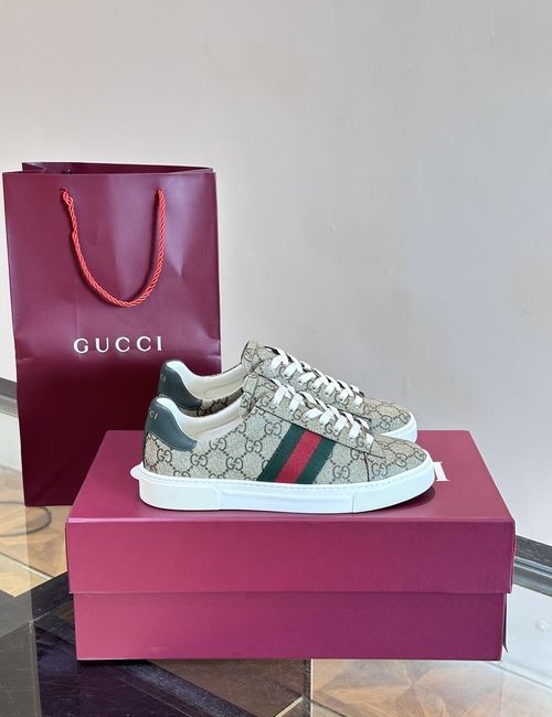 Gucci Ace Low-top Sneakers With Rubber Outsole