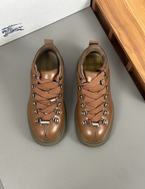 Burberry Cowhide Plaid Fabric Upper Comfort Shoes
