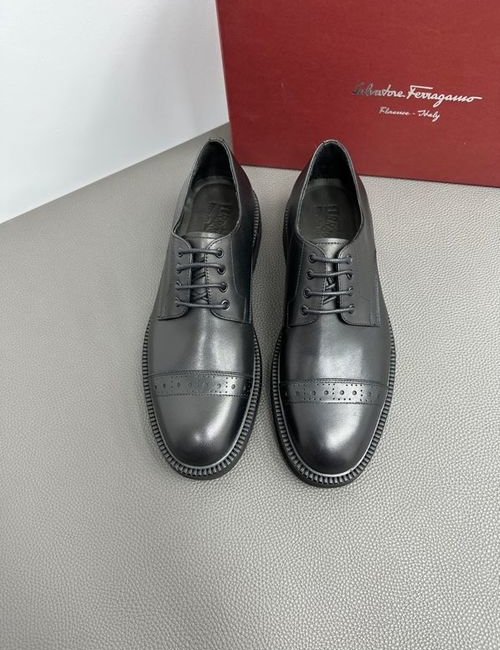 Ferragamo Cowhide Leather Dress Shoes