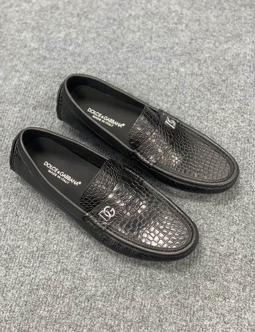 Dolce & Gabbana DG Leather Casual Loafers With Rubber Sole