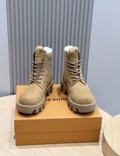 Louis Vuitton LV Checker Flat Boots With Suede Shearling Lining