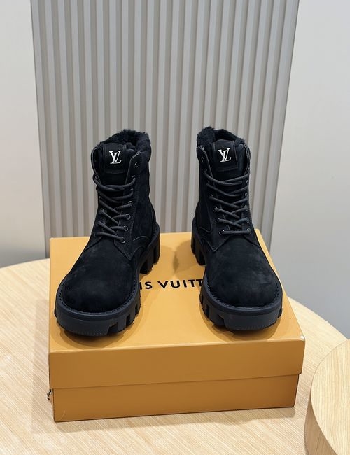 Louis Vuitton LV Checker Flat Boots With Suede Shearling Lining