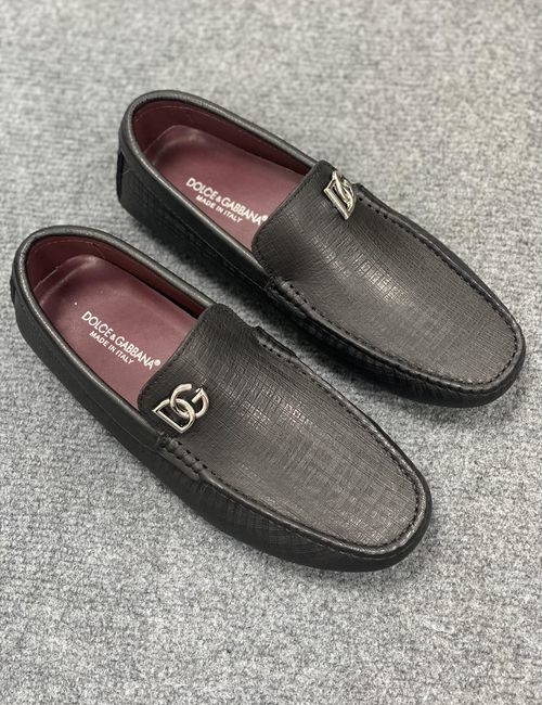 Dolce & Gabbana DG Leather Casual Loafers With Rubber Sole