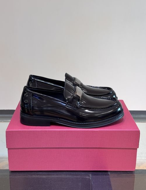 Ferragamo Genuine Leather Dress Shoes With Foam Soles