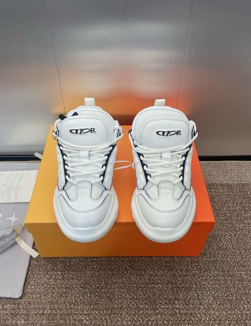 Christian Dior CD Levi s Hamilton Joint Series Sneakers
