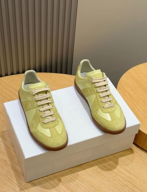 Maison Margiela MM6 MM6 Classic Leather Trainer Shoes