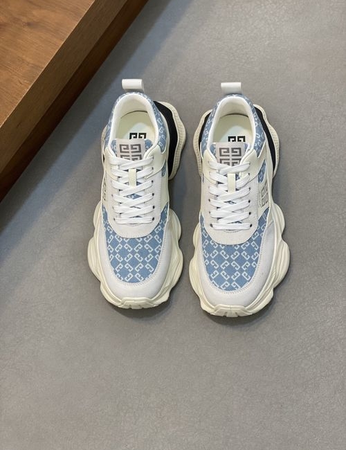Givenchy GIV 1 Calfskin Casual Sneakers With Logo