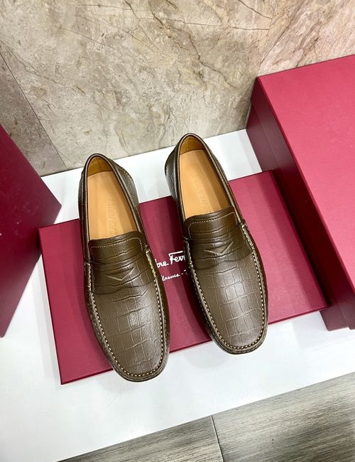 Ferragamo British Style Shoes With Vintage Sole