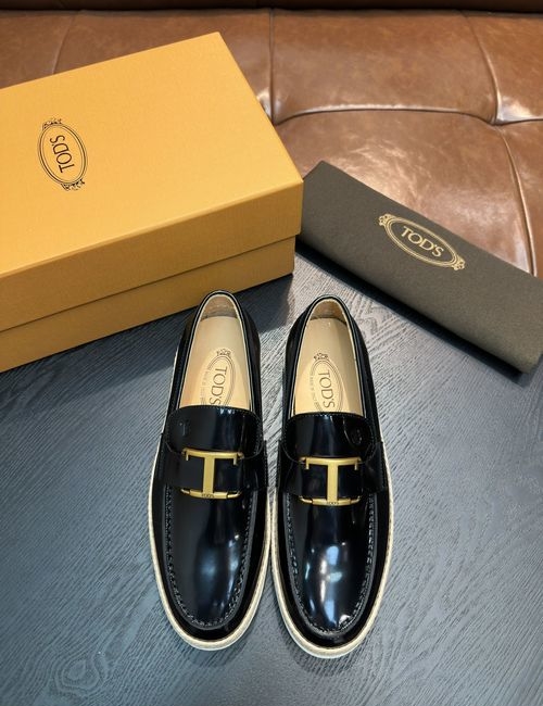 Tods Calfskin Loafers With Metal Logo Buckle
