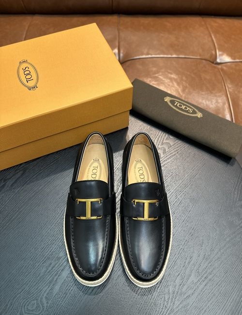 Tods Calfskin Loafers With Metal Logo Buckle