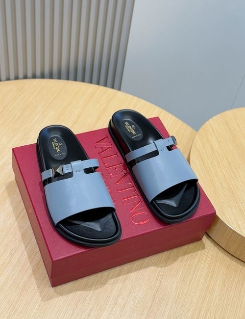 Valentino Hollow V Hardware Leather Slippers