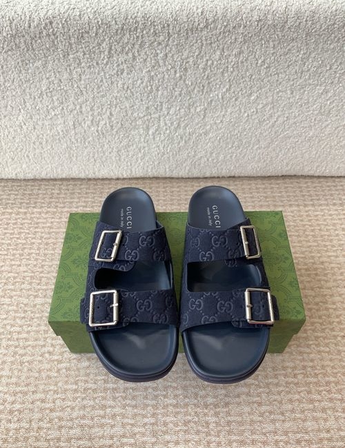 Gucci Interlocking G Leather Slides