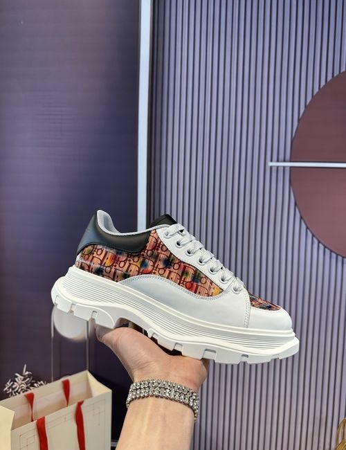 McQueen Premium Leather Couple Sneakers With Extra Laces