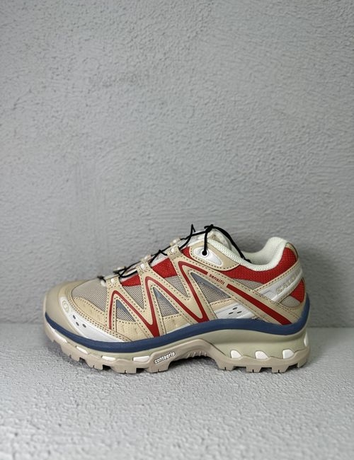 Salomon XT-Quest Breathable Non-slip Outdoor Shoes Beige Brown