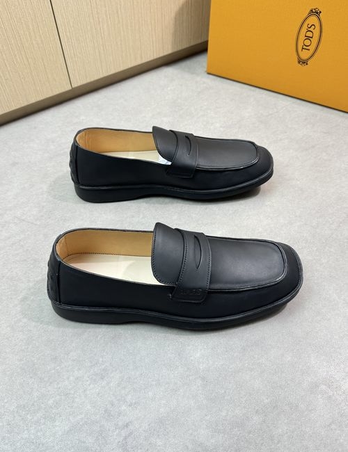Tods Premium Leather Formal Shoes With Fine Craftsmanship