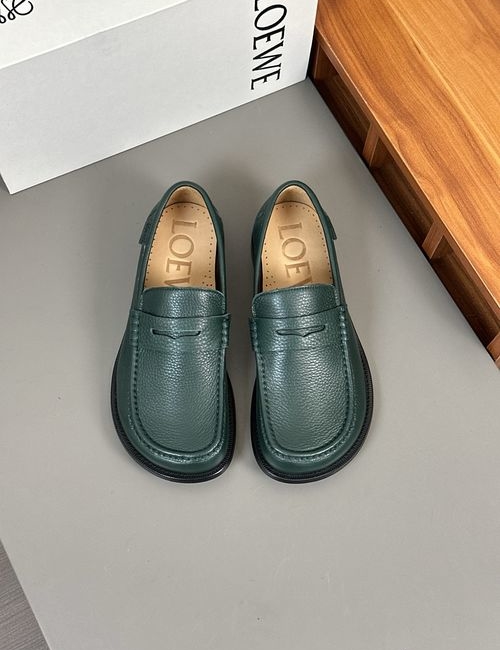 Loewe Vintage Style Shoes With Minimalist Design
