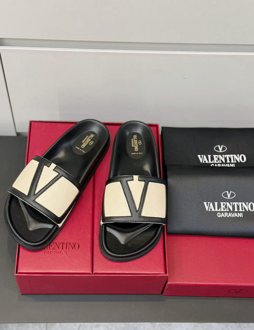 Valentino Hollow V Hardware Leather Slippers