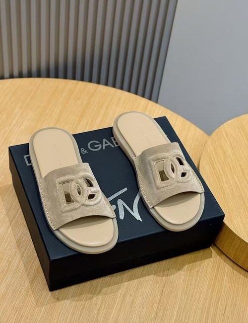 Dolce & Gabbana DG Cowhide Logo Slippers