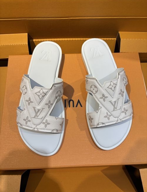 Louis Vuitton LV Oasis Slides With 3D Printed Pattern
