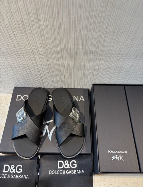 Dolce & Gabbana DG Calfskin Slippers Plated DG Logo