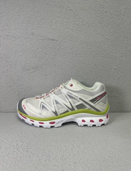 Salomon Xt-quest Vanilla Color Sneakers