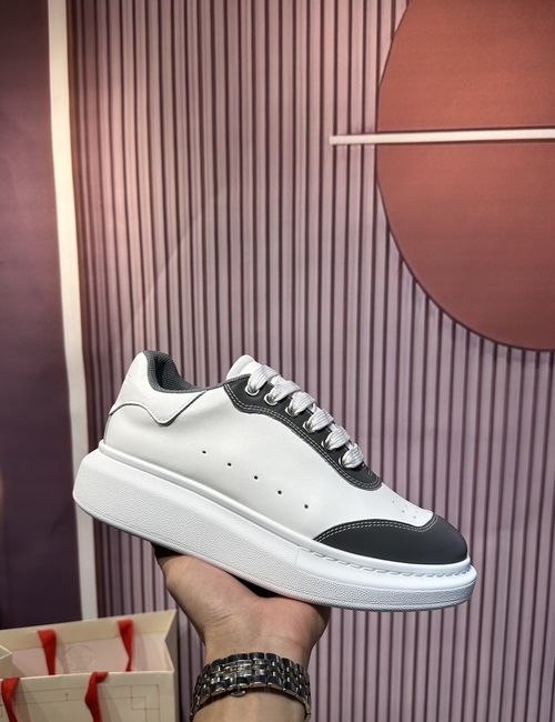 McQueen Top Quality Printed Leather Sneakers