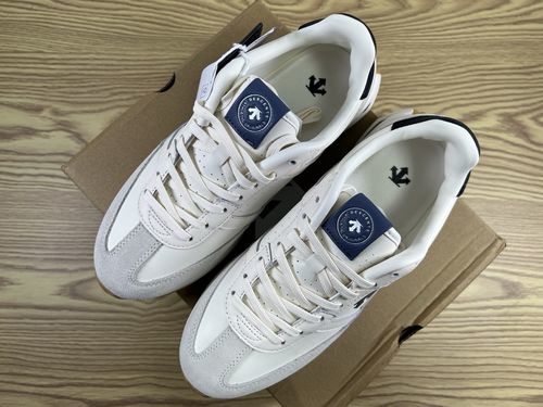 Descente Chron Lace-Up Casual Sneakers