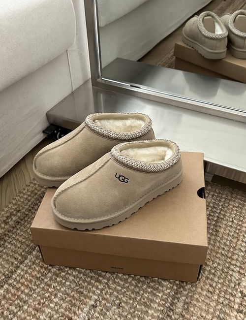UGG Ethnic Style Thin Sole Boots