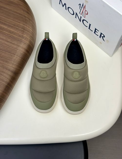 Moncler Breathable Mesh Stitching Non-slip Sneakers