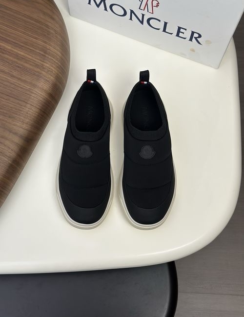 Moncler Breathable Mesh Stitching Non-slip Sneakers