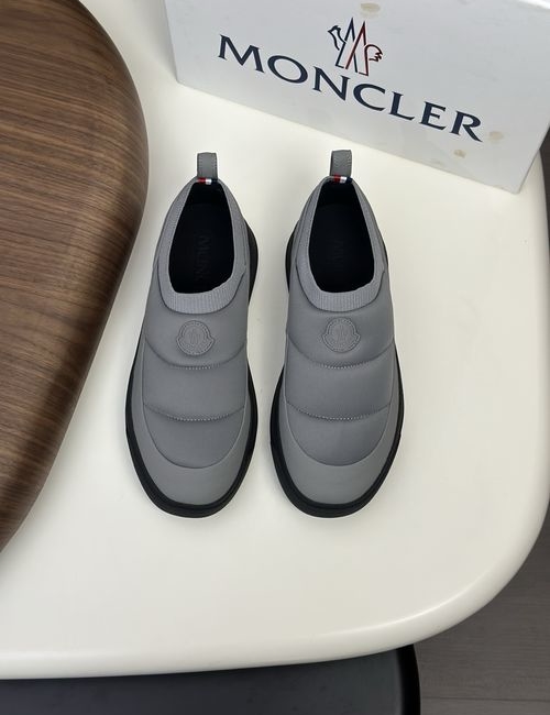 Moncler Breathable Mesh Stitching Non-slip Sneakers
