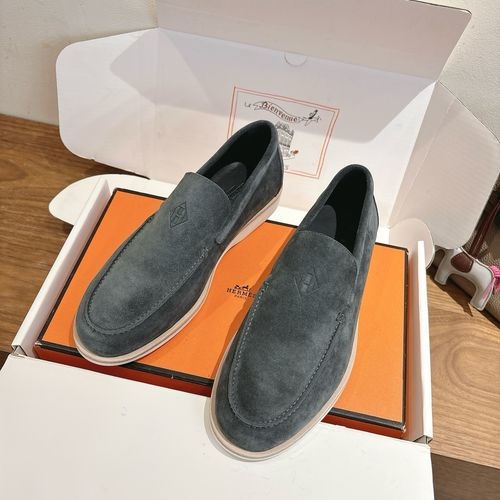 Hermes Vintage Design Chunky Sneakers With Premium Sole