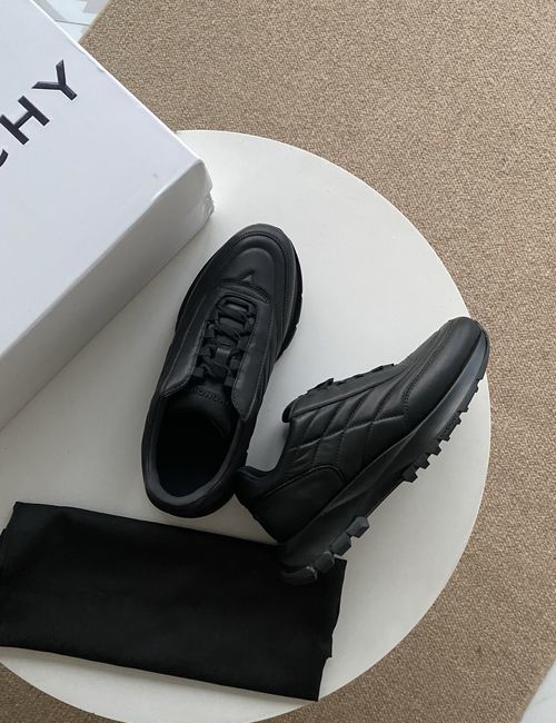 Givenchy Low-top Leather Sneakers